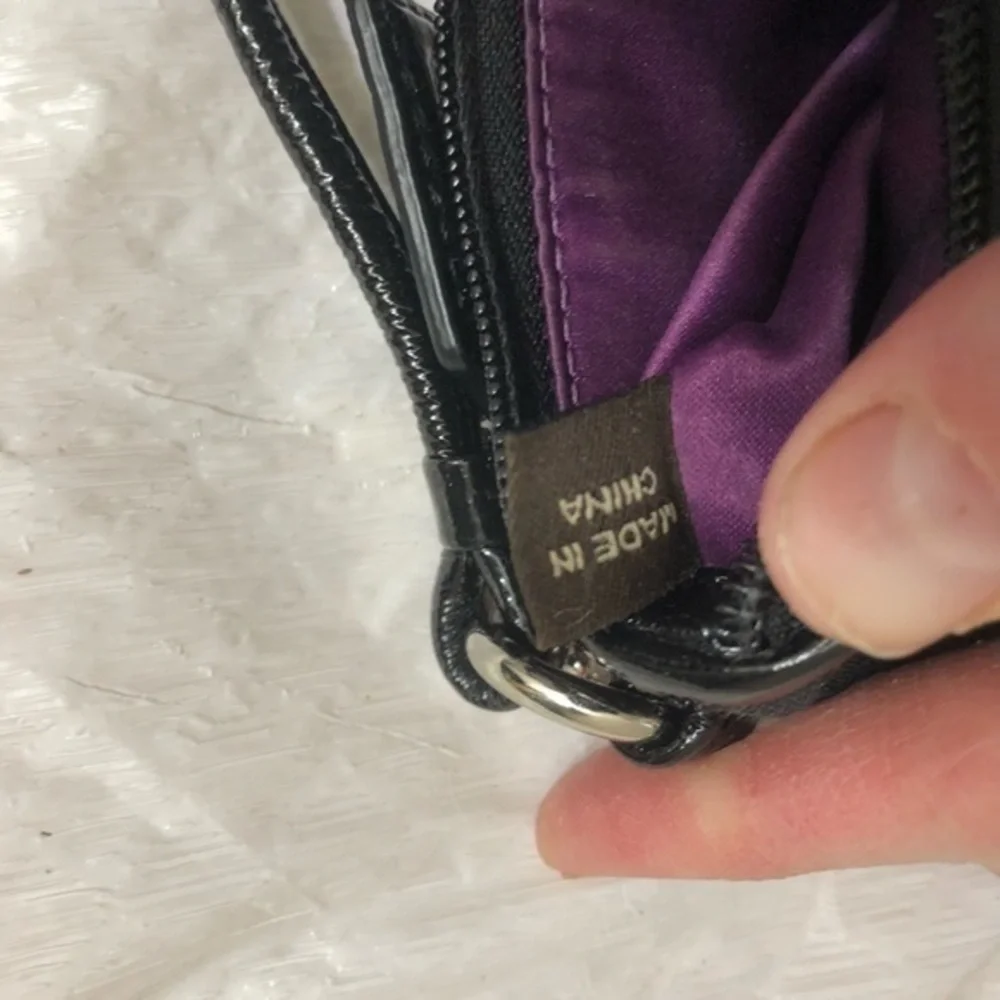 Coach signature c black poppy wristlet